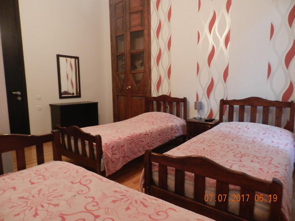 Room 404 Guest House Tbilisi Exterior photo