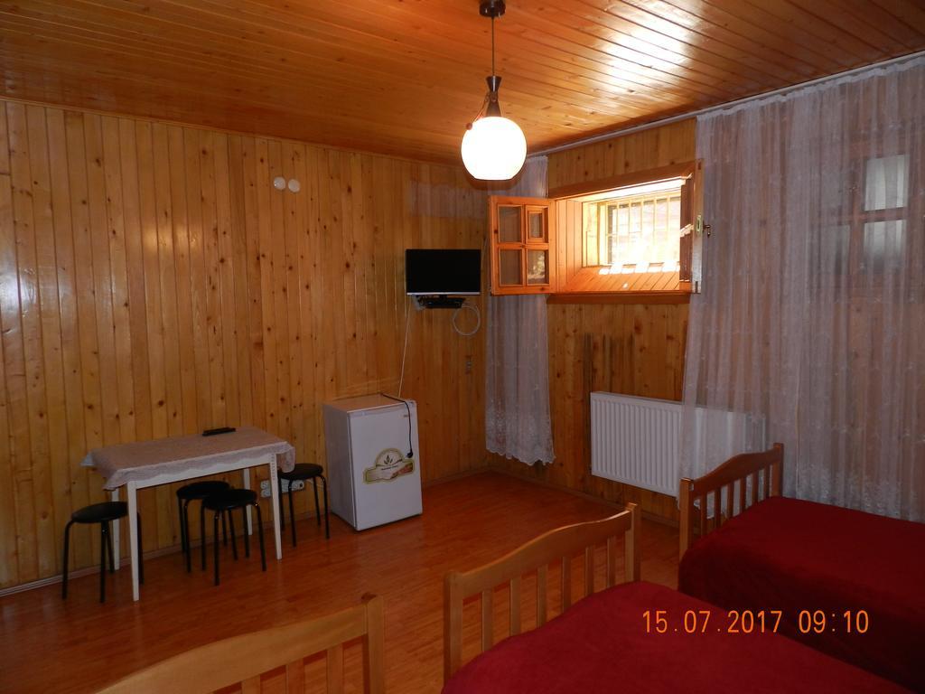 Room 404 Guest House Tbilisi Exterior photo