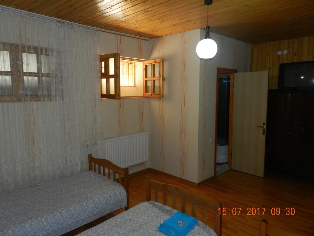 Room 404 Guest House Tbilisi Exterior photo